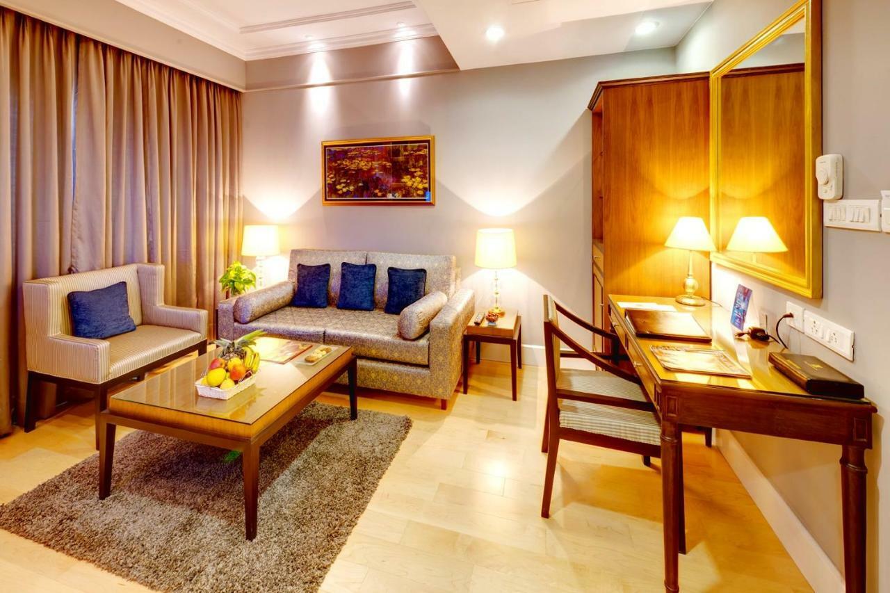 Kenilworth Hotel, Kolkata Bagian luar foto